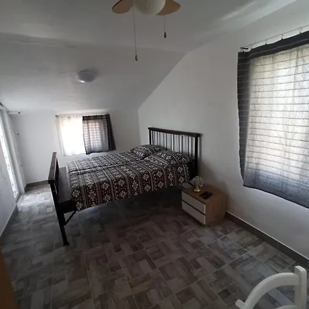 Pogled Apartment *